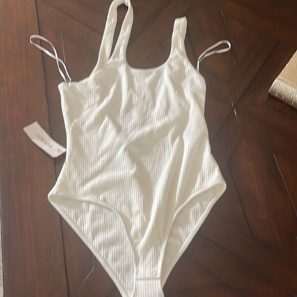 NWT PIA RIB BODYSUIT IN ORCHID WHT - size M - Picture 4 of 6